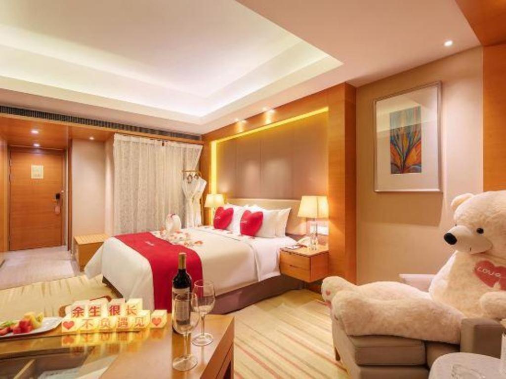Howard Johnson By Wyndham Sunshine Plaza Ningbo Exterior foto