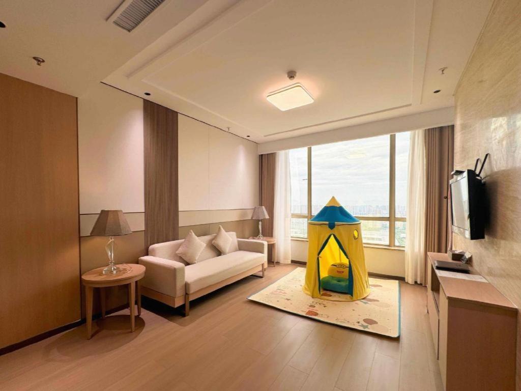 Howard Johnson By Wyndham Sunshine Plaza Ningbo Exterior foto